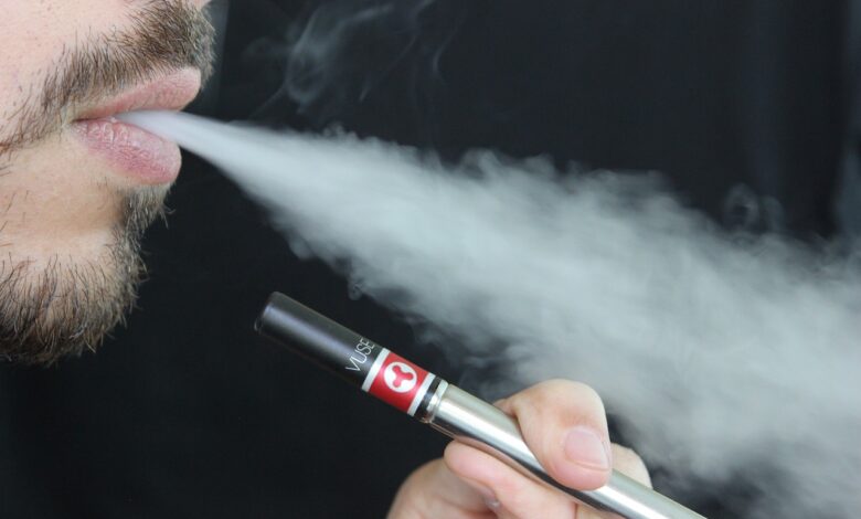 e cigarette 1301670 1280