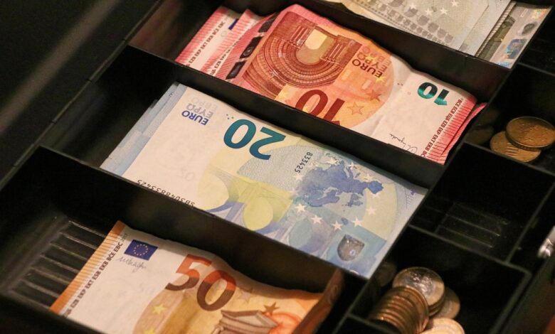 cash box 6679069 1280