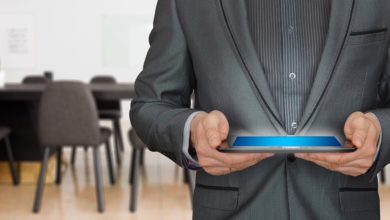 businessman 2606509 1280