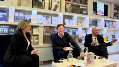 FORTUNATO COSTANTINO CONSUMERISMO LIBRO AI